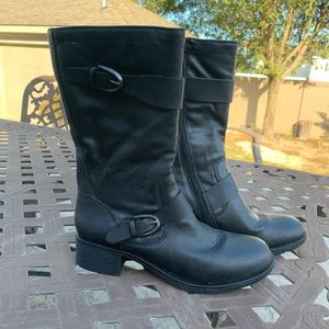 Women’s Black Boots Sz 6